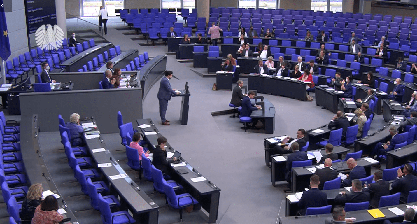 Rede zum Verteidigungshaushalt: „Ausrüstung statt Aufrüstung“