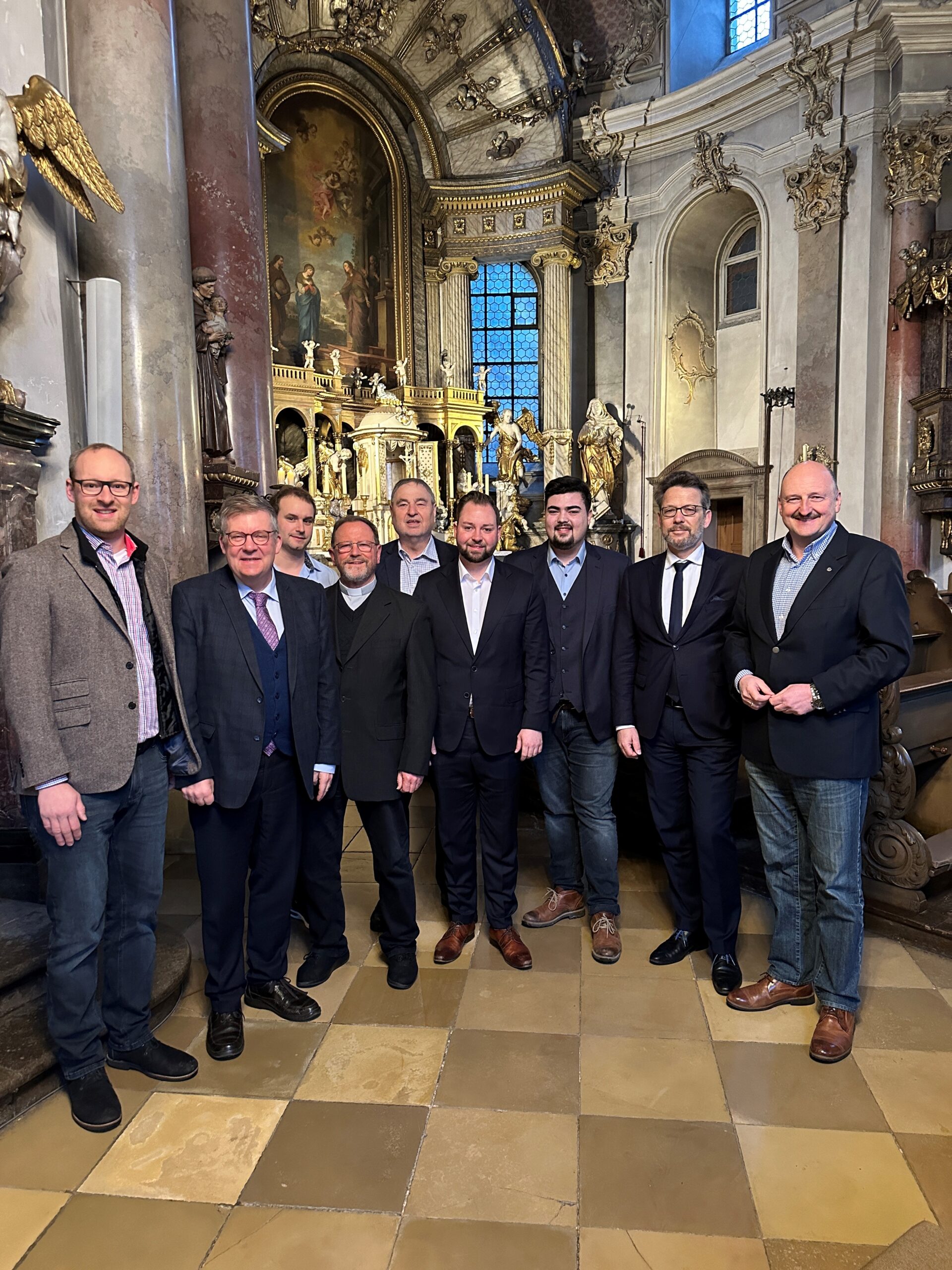 Vor-Ort-Termin am Käppele in Würzburg: Ampel-Abgeordnete wollen Bundesmittel für Sanierung